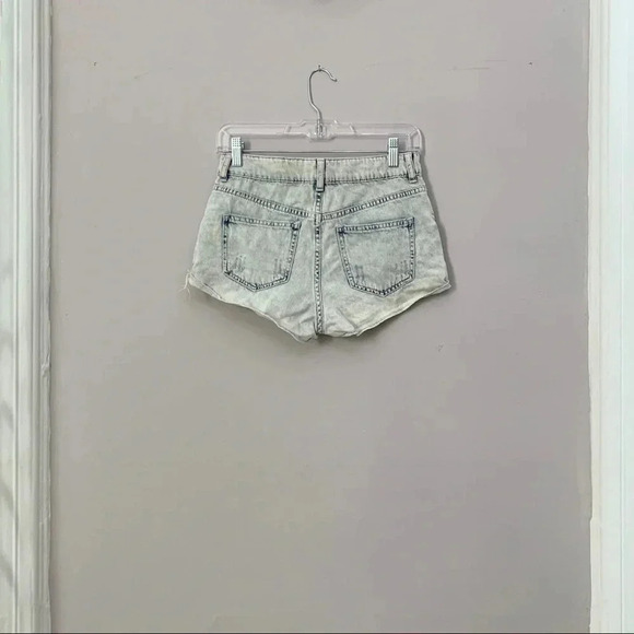 Hi Rise Topshop Distressed Denim Hallie Shorts - Picture 2 of 6